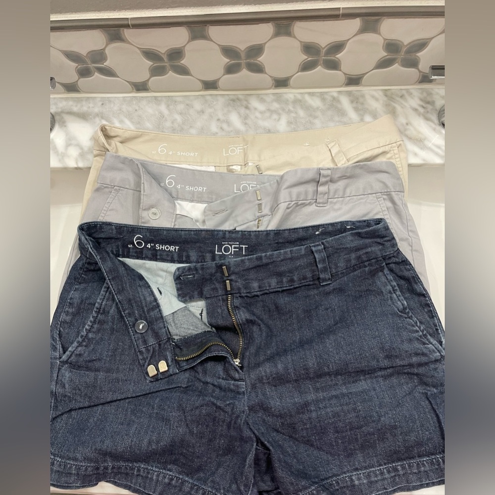 3 Ann Taylor LOFT shorts